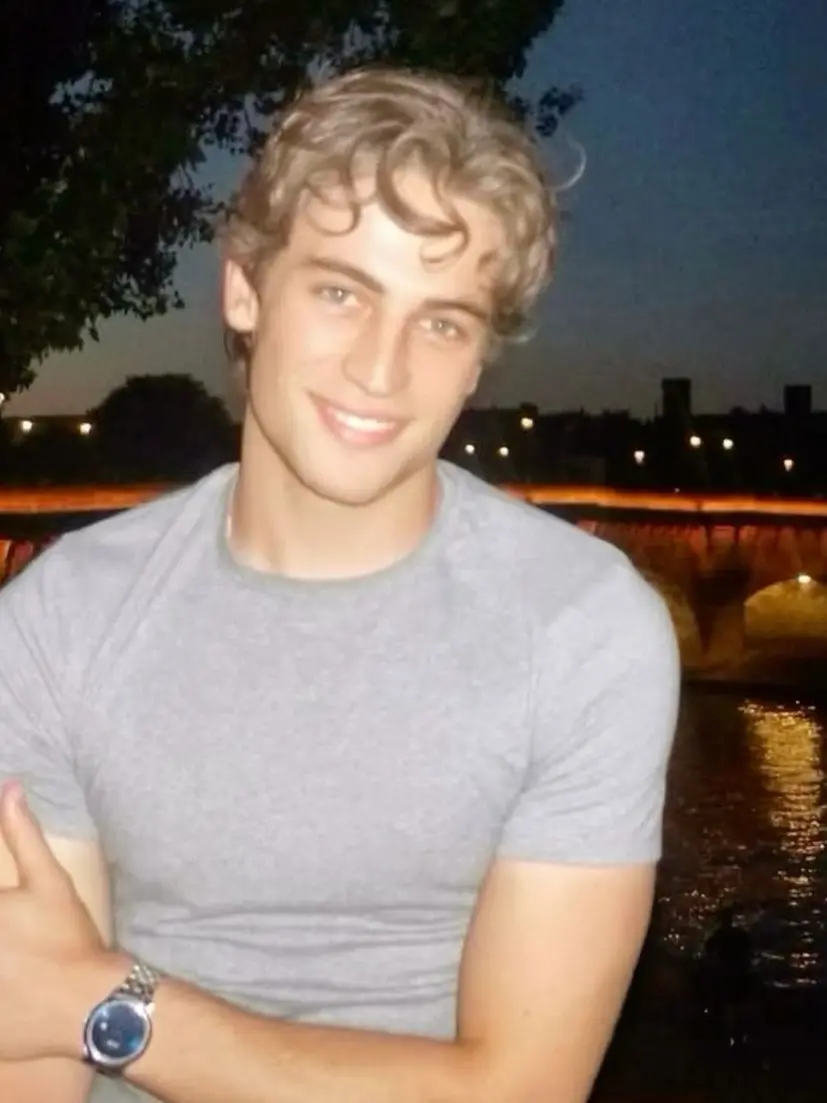 starri010의 Clueless Himbo