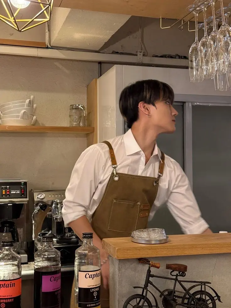 r9viyz의 Coffee guy - BL