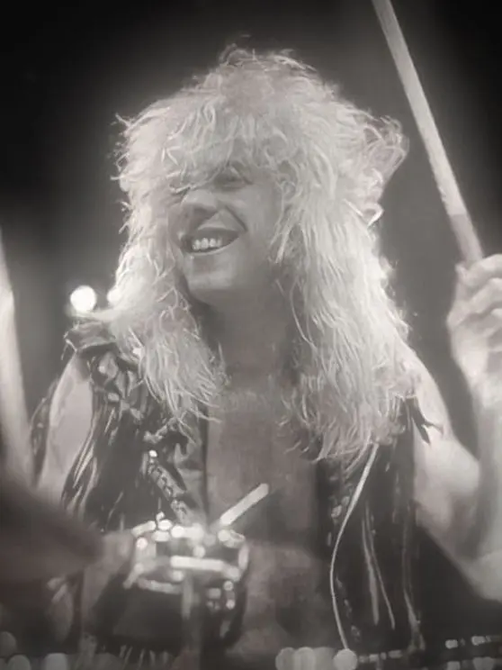 askingalejandro의 Steven Adler