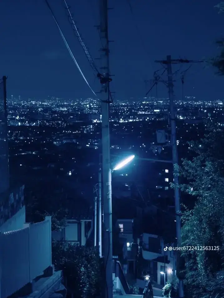 9qnt1001의 電話出たらなんか喘いでる