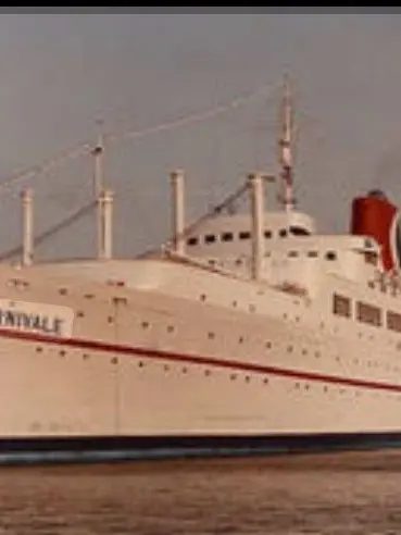 WryEagle0646의 Cruise Ship Vacation