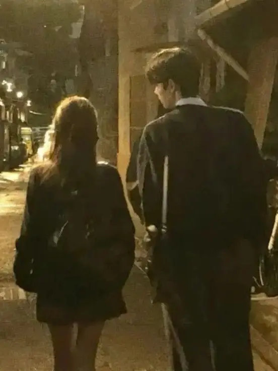 UpsetWell8460의 Zhanghao