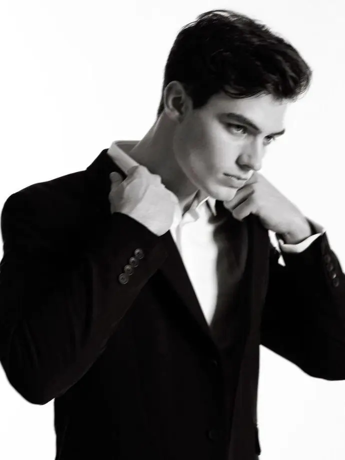 Chaicaiw의 ​Sawyer(HUSBAND-BIPOLAR-CEO)chaicaiw