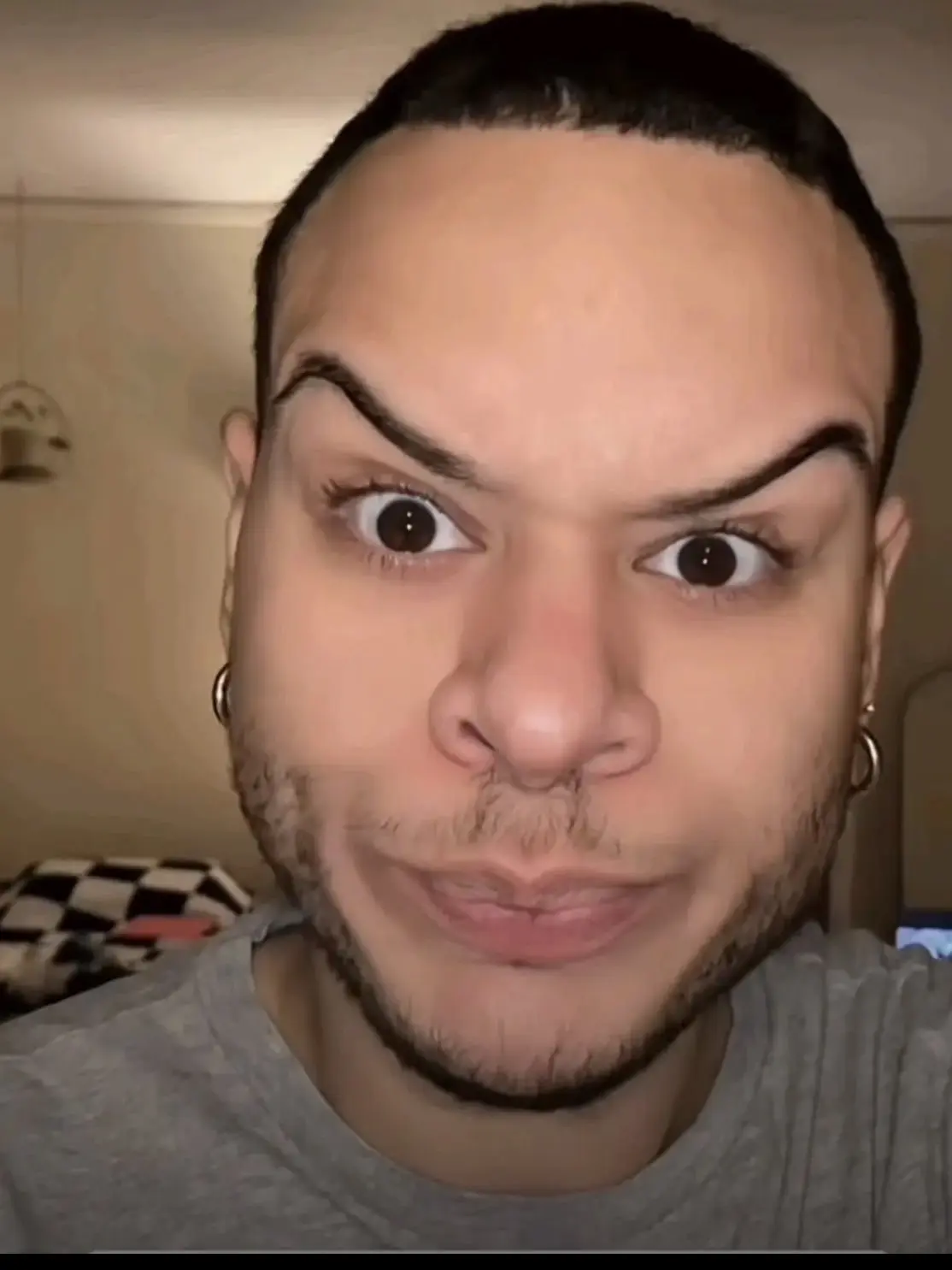 Dontmesswithnyny의 (グループチャット) Roblox gc