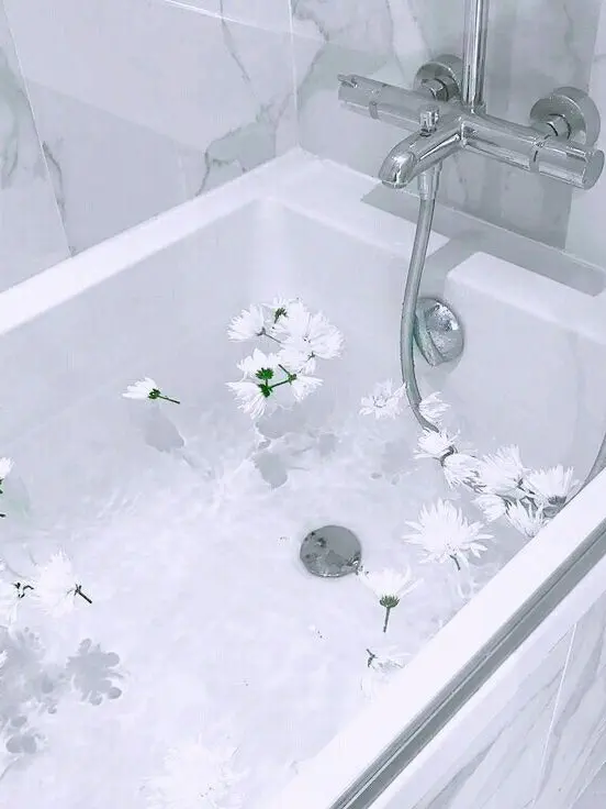 LOmIE22의 패러다이스