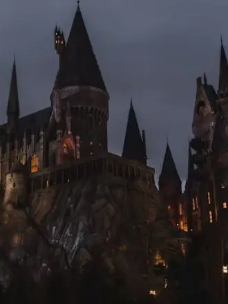 AwareInk1095의 A Fox at Hogwarts