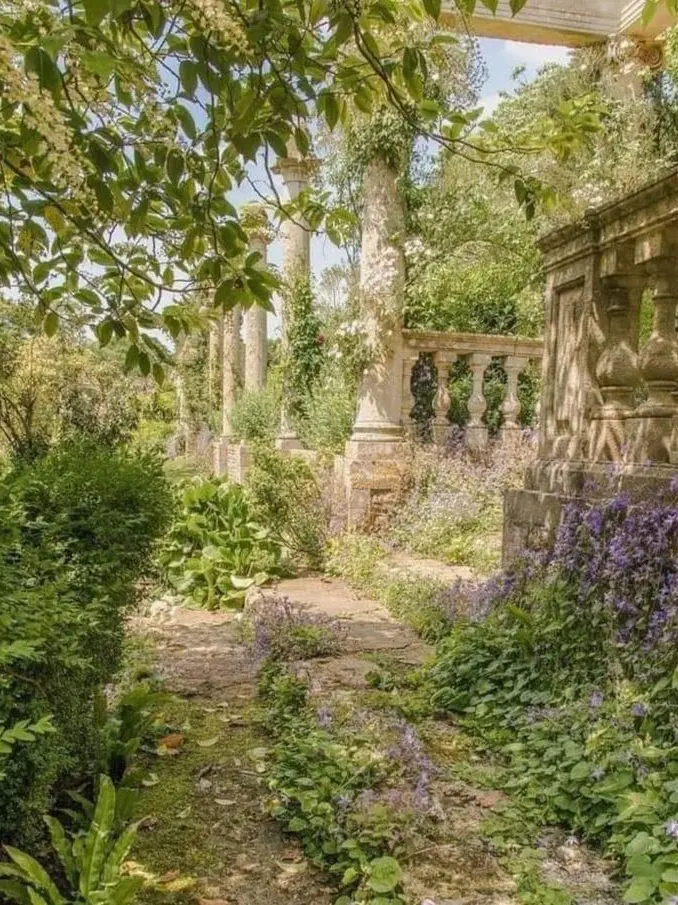 MuggyCage6770의 The Last Garden