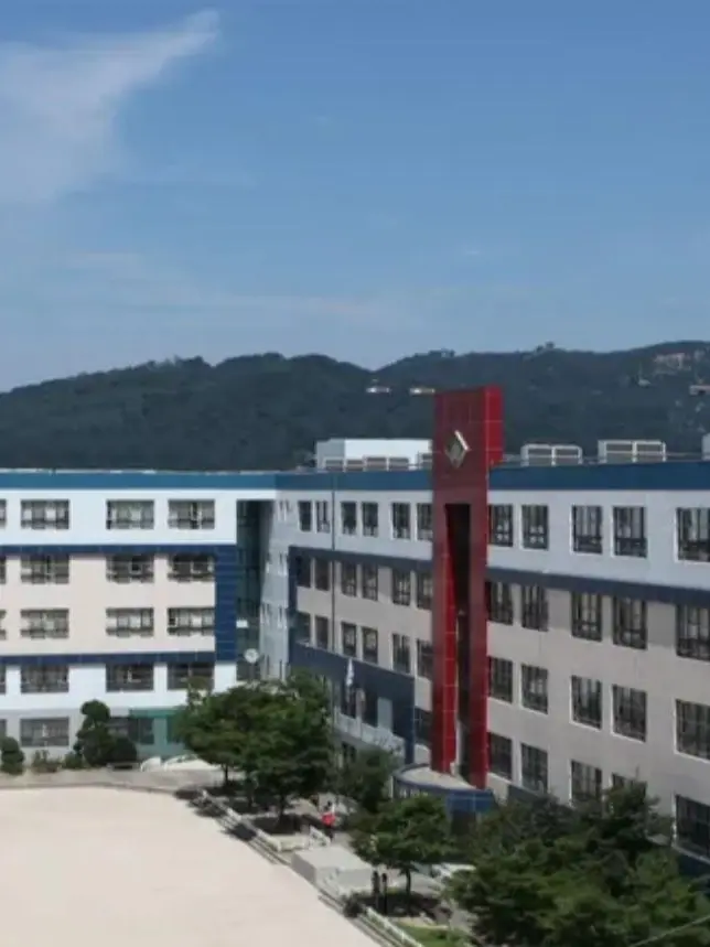 HumidLoss6530의 이 학교 데체 뭐지?