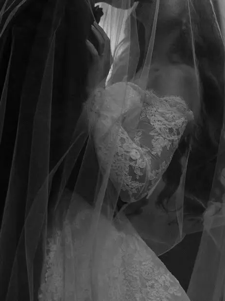 TastyCrane5405의 marriage.
