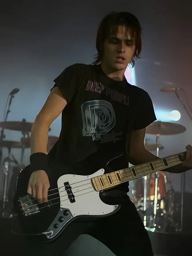 aubs4lifer의 Mikey Way