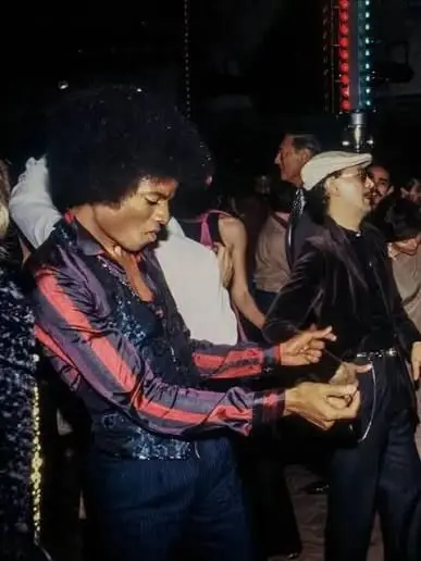 HoesloveTmobile의 Michael Jackson-The underbelly