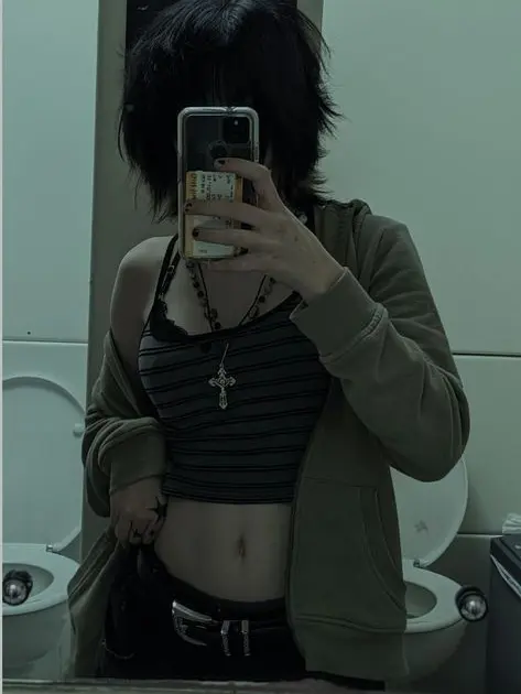 GlassJuicy9400의 Rooftop Confessions