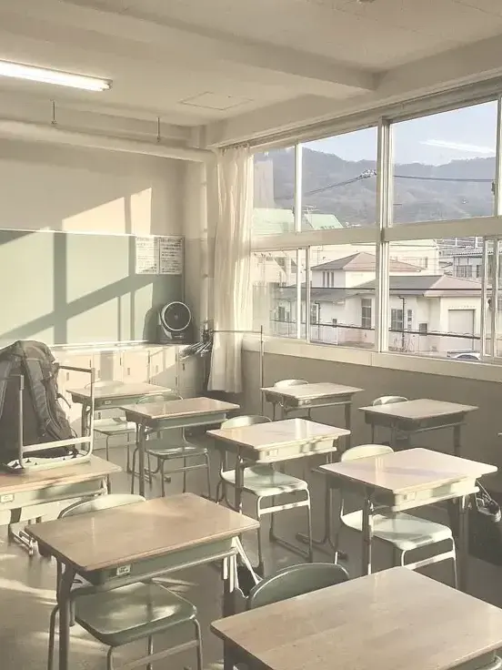 Liberal의 Haegwang Private High School