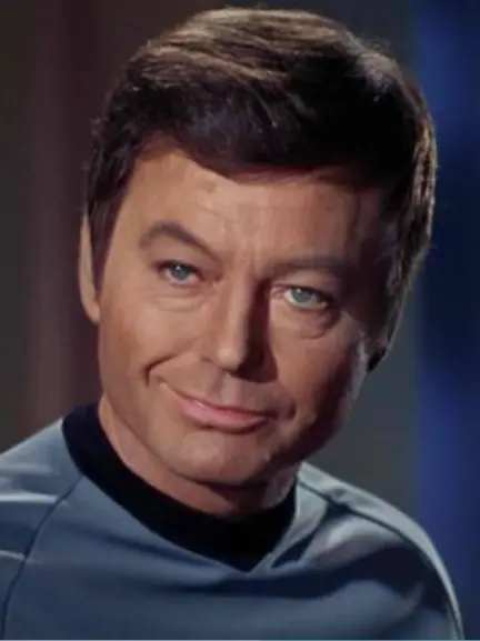Kaiirin의 Star Trek: TOS McCoy
