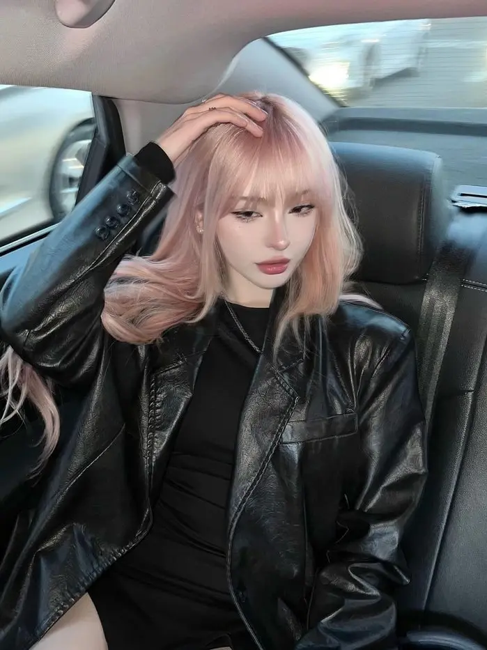 Rainycloud의 She Wants Her "Boy"