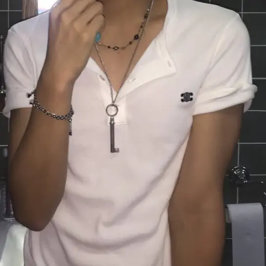 KindGauge1810의 이동혁