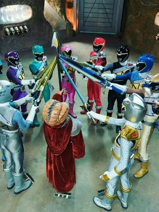 book_nerd의 Dino charge