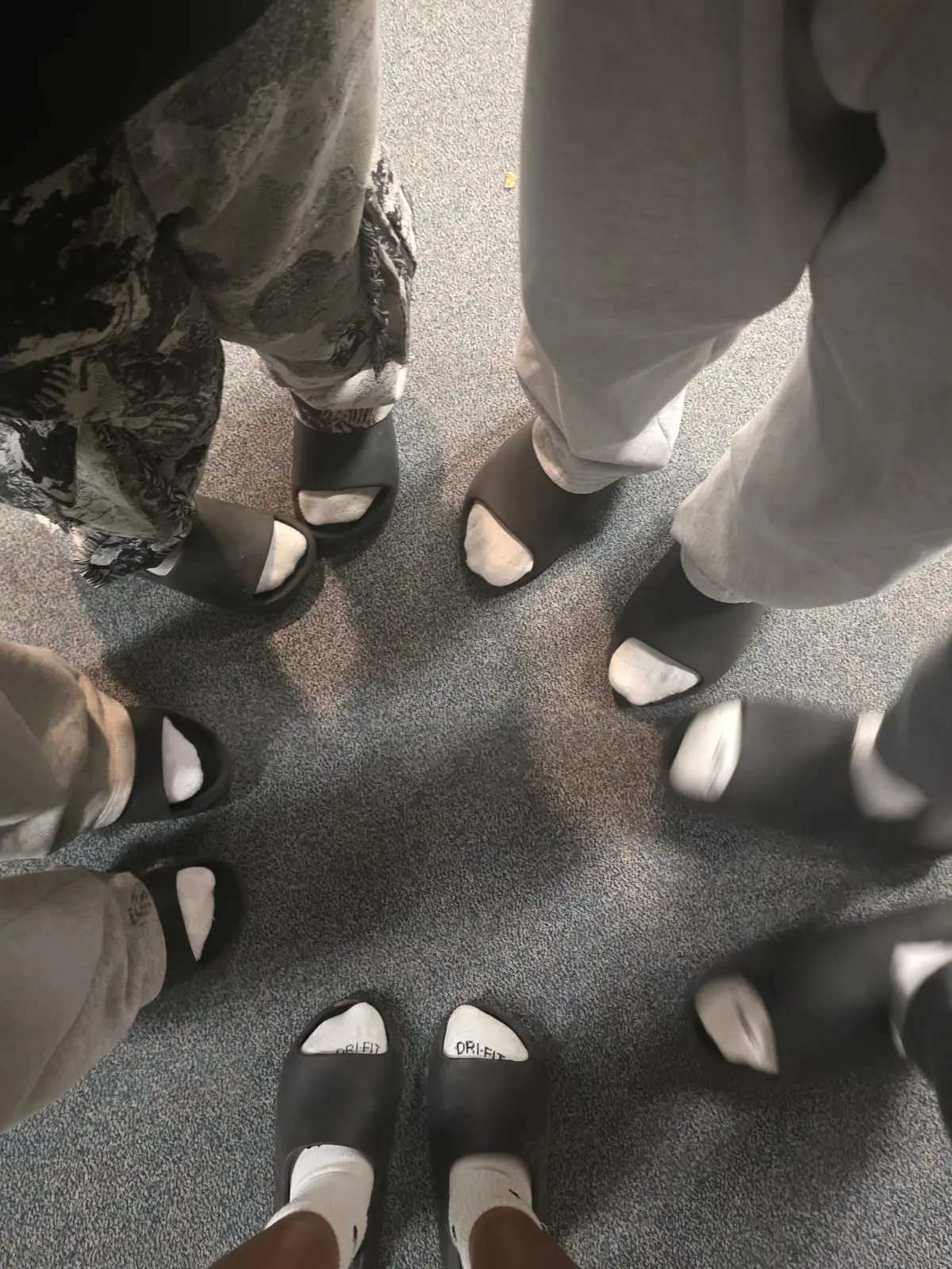 MeanShip9141의 Four boys one girl