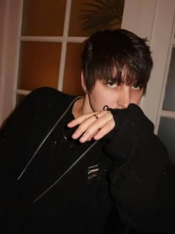 Girlamnotyomama의 Colby
