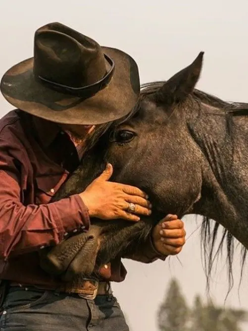 WoefullyRosemary의 Colt Hughes