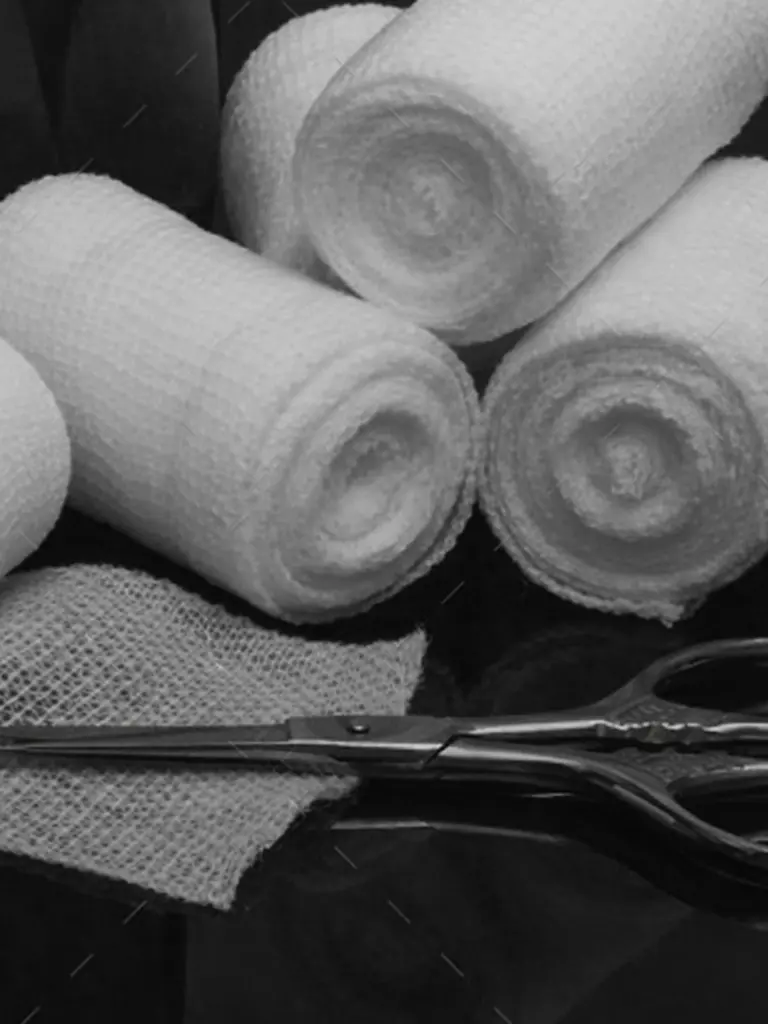 MAKEMEWANTTOLIVEBEMYSAVIOR의 까칠 군의관.