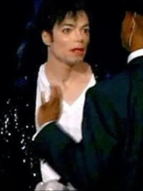 Since2008의 Michael Jackson – he received startling news