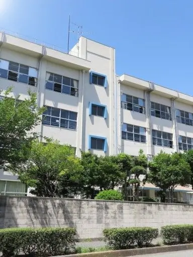 roundseason의 수혜고등학교