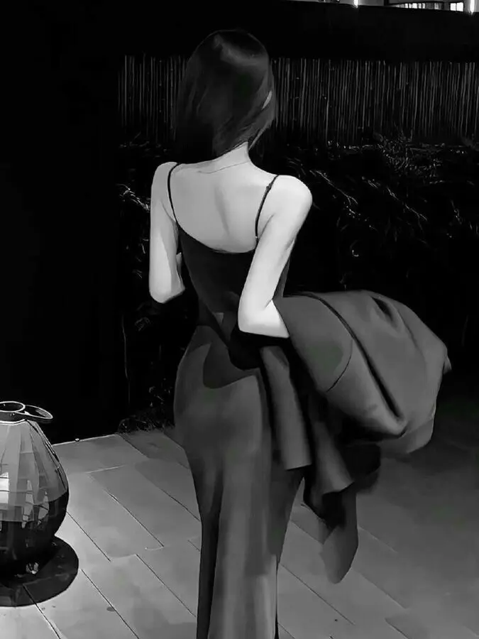 LouiseAlexander의 借金に縛られ、愛に囚われて