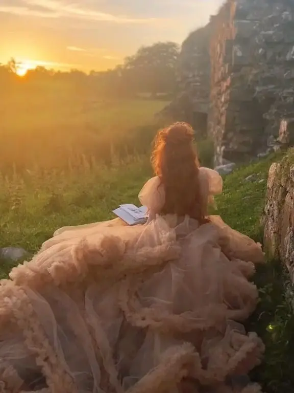 lovefoever의 튜더시대 공주로 살아남아보자!🤍