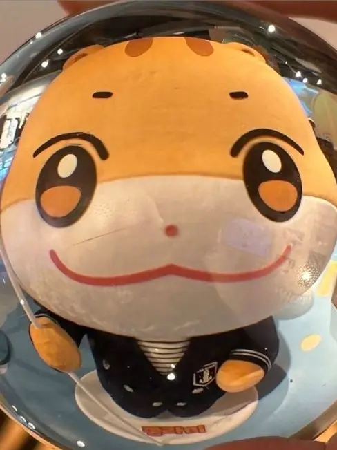 RacialCloud7994의 전학오자마자 F8가 관심을 보인다?