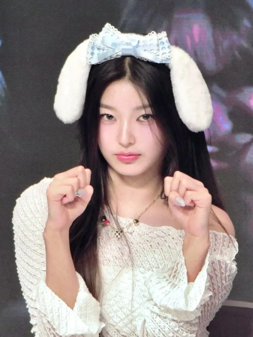 Iluv_Yoonchae_ILLITalso의 ILLIT
