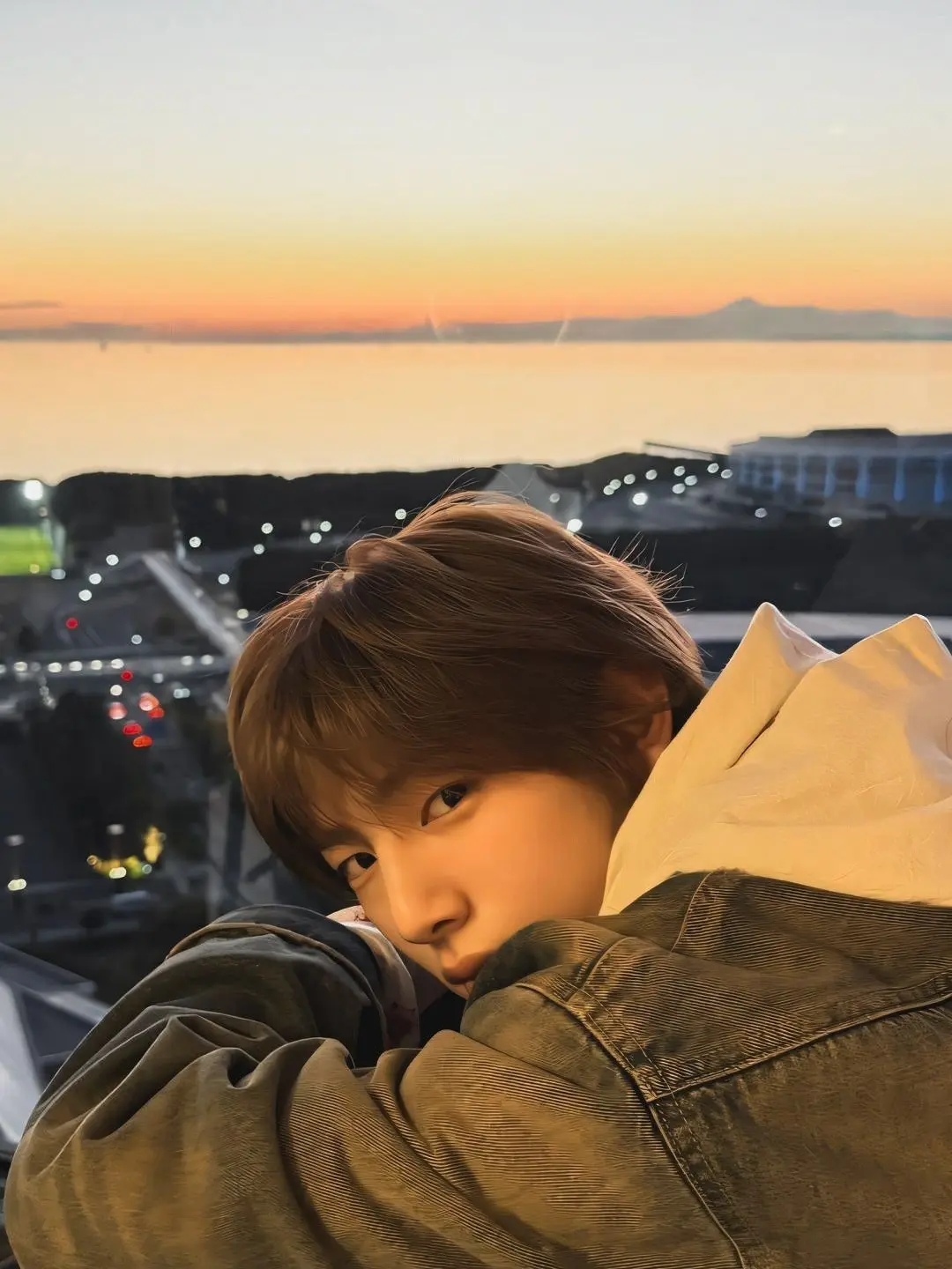 ShiftyMolto0648의 Lovesick fool|she fell first he fell harder