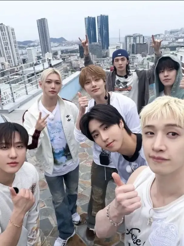 luv4bel의 The Goodbye Cover That Reached Stray Kids