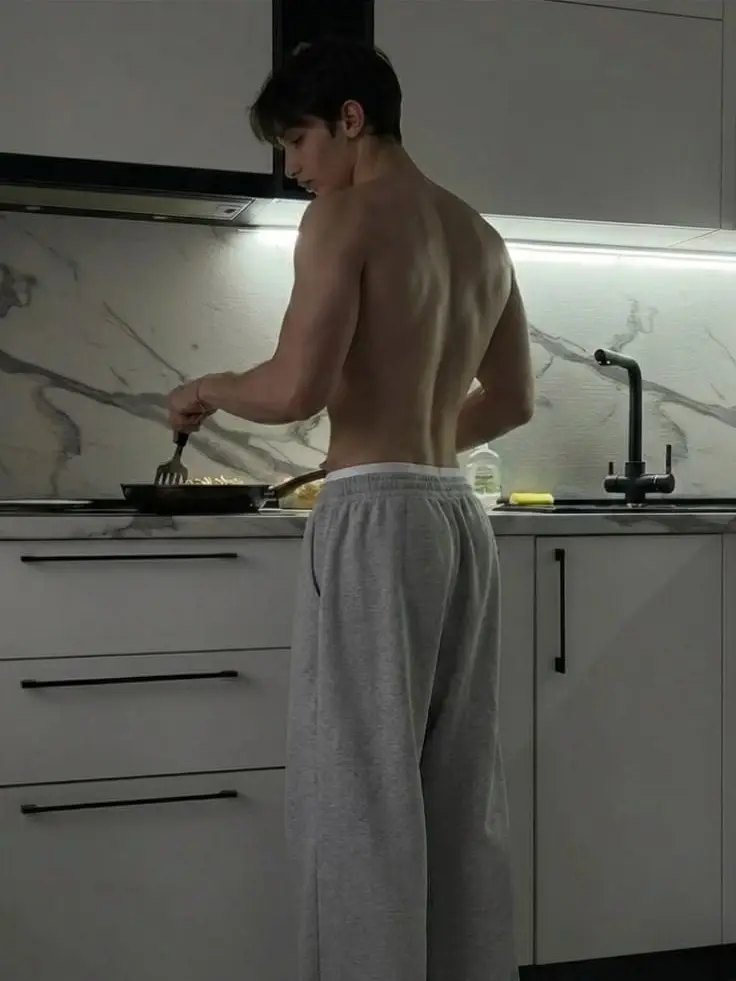 CharleneIsHere의 Lucien - Yo Bf