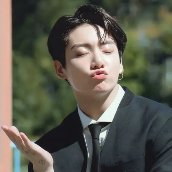 QuietShoes3638의 小さい頃からの幼馴染