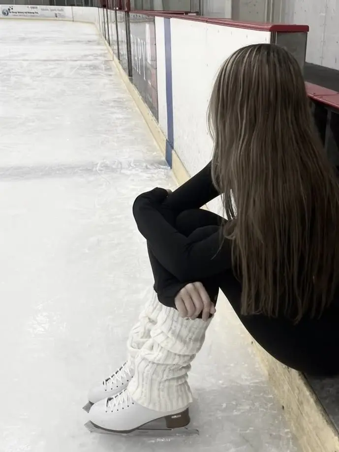 StubbyMoose7649의 Figure skater girl