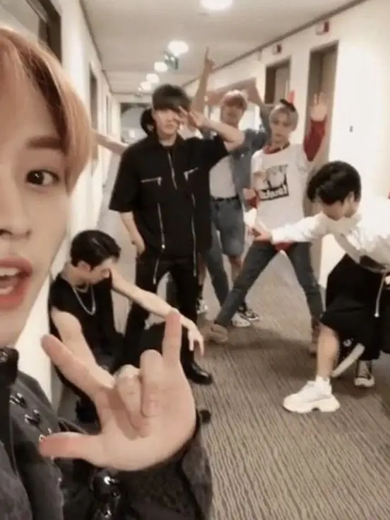 LeanerFog0453의 SKZ :)