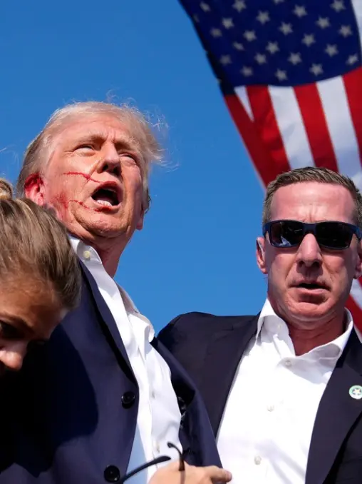 Kolton의 The president's eyes and ears