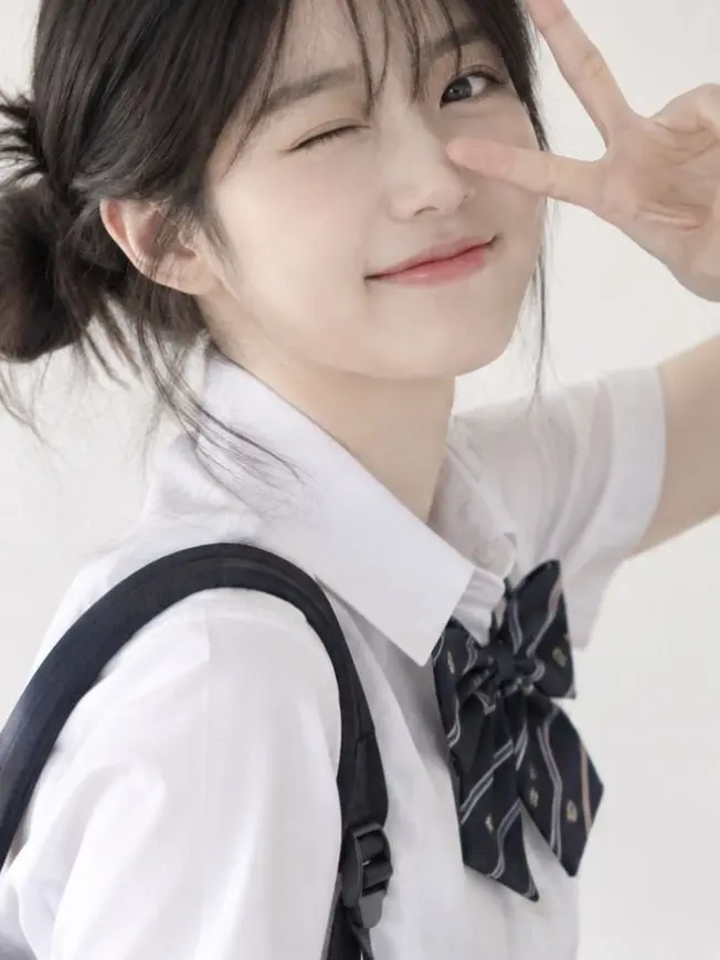 BleakBass8336의 여름의 청춘이었다