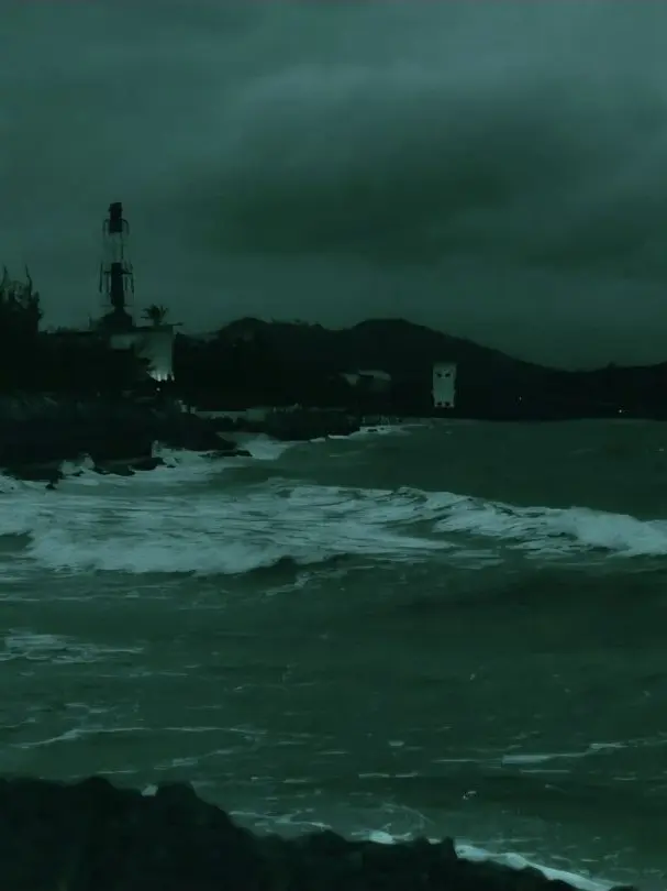 CroakyPug5738의 Siren's Song