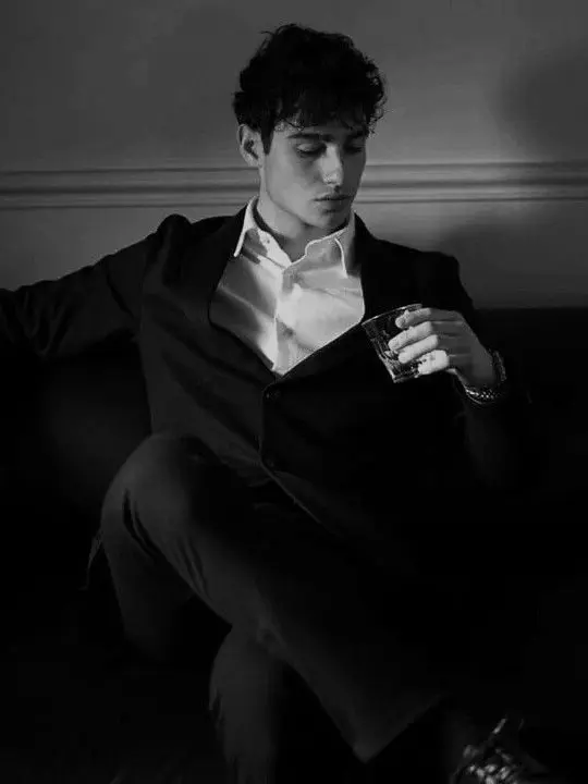 Chaicaiw의 ​Adrian(EX BOYFRIEND-OBSESSIVE)chaicaiw