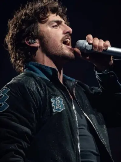 MoonbeamIceCream의 Benson Boone