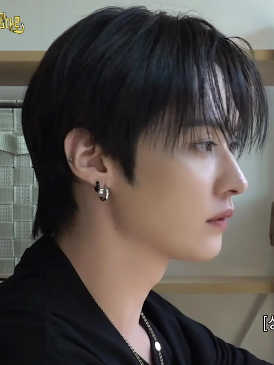 ChangbinIsDada의 Your touchy dance teacher