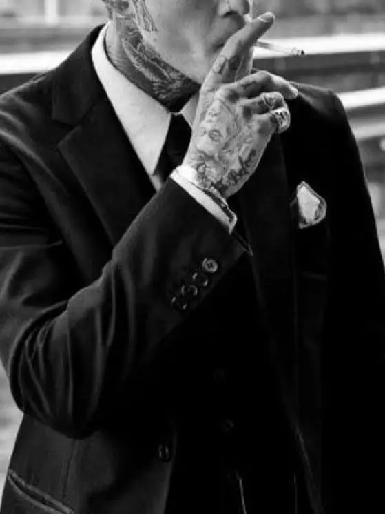 Dest98의 Champagne & Lies