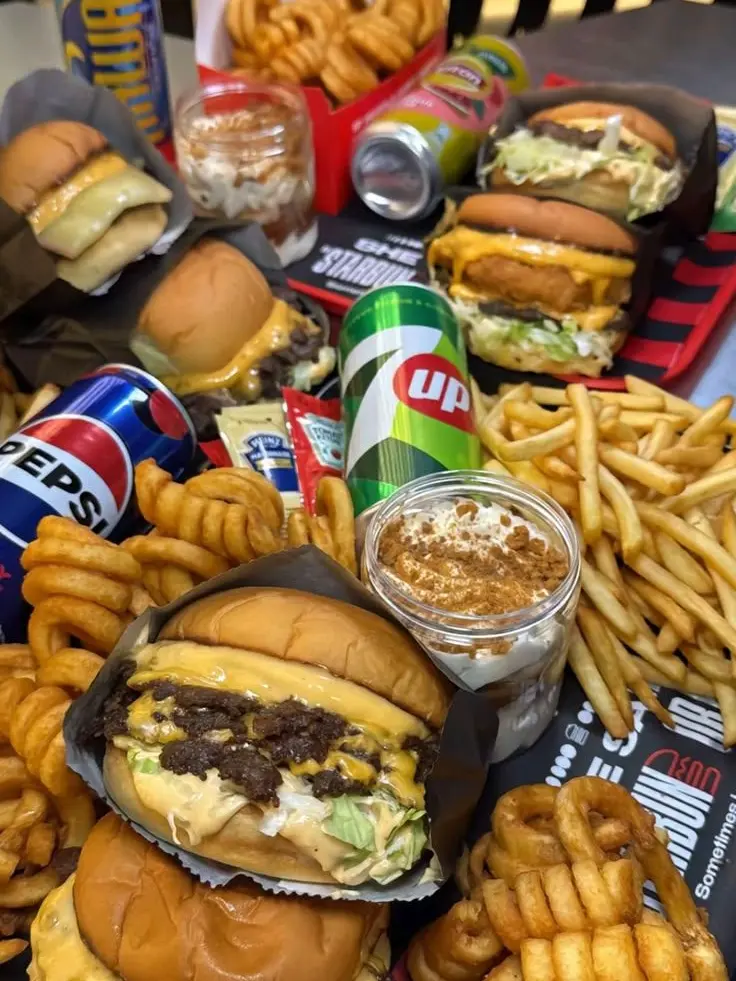 threetrucks의 Fast food family