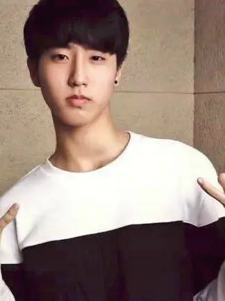 SheerPlane8196의 Predebut Han