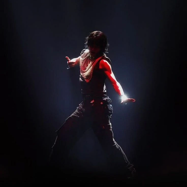 宝 石 の よ う な 人 __