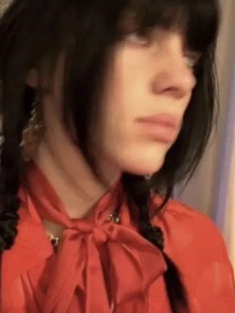 EggyLand8390의 Billie Eilish | Are we still friends..?