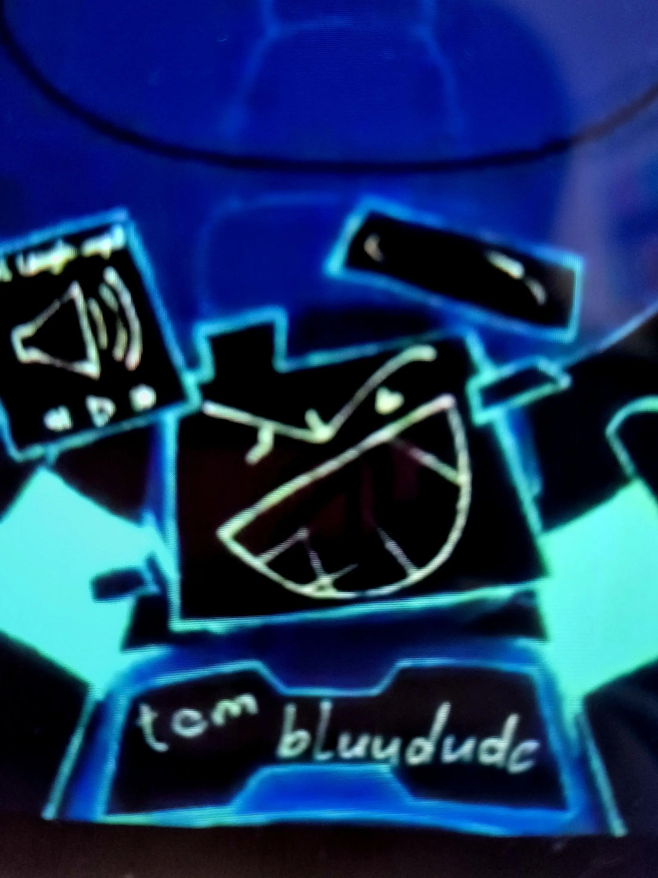 CrispSlug4378의 .....(이거허락 나이스임 신고×)