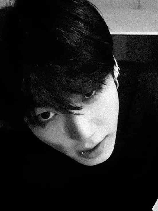 MauveKazoo0939의 Kkkk